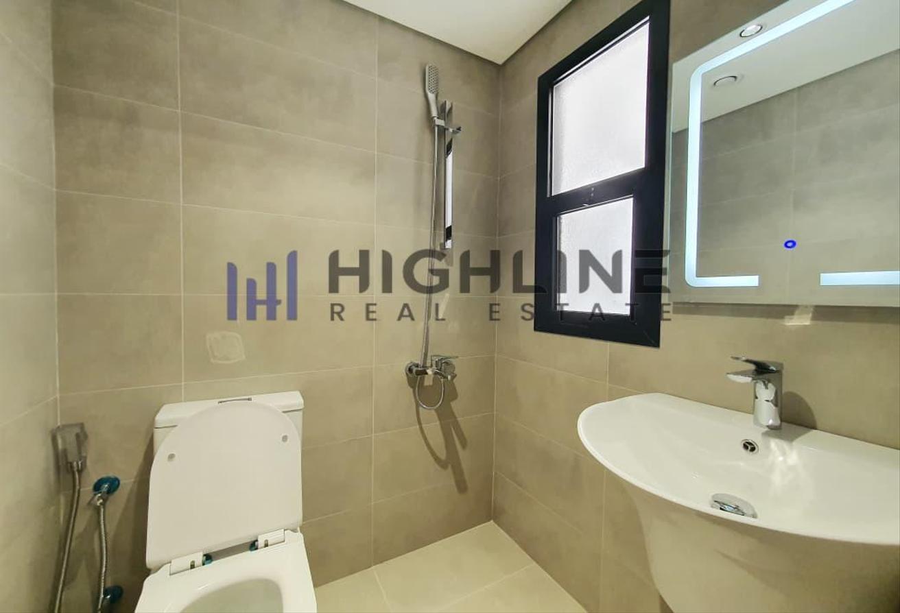 Modern 4-Bedroom Villa | Pvt. S-Pool | Near Beach photo 15