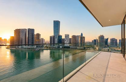 Apartment - 2 Bedrooms - 3 Bathrooms for sale in Peninsula Four - Peninsula - Business Bay - Dubai