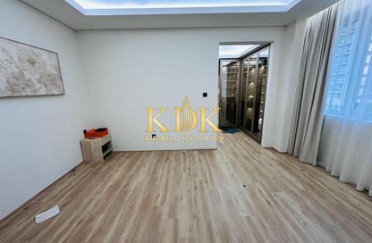 Apartment - 2 Bedrooms - 3 Bathrooms for rent in Olympic Park 4 - Olympic Park Towers - Dubai Sports City - Dubai