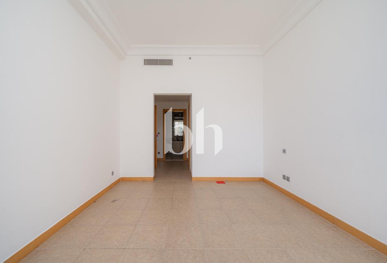 Park View | Low Floor | Unfurnished photo 3