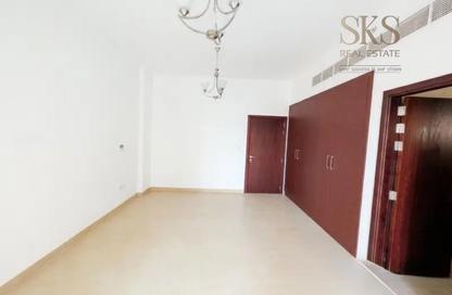 Apartment - 2 - 3 for rent in Al Marzooqi Tower - Al Jaddaf - Dubai