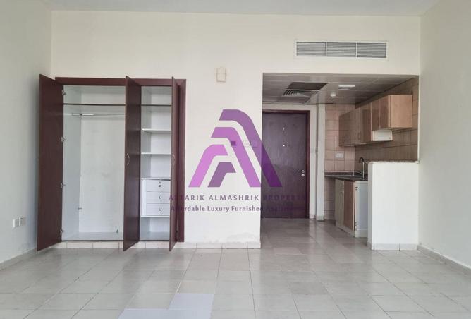 135182211 - Property Image 2