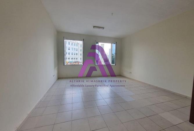 135182211 - Property Image 3
