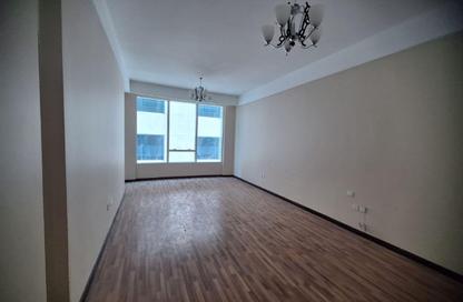 Apartment - 4 Bedrooms - 3 Bathrooms for rent in Al Majaz 3 - Al Majaz - Sharjah Apartment - 4 Bedrooms - 3 Bathrooms for rent in Al Majaz 3 - Al Majaz - Sharjah