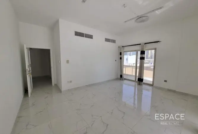 163231444 - Property Image 3