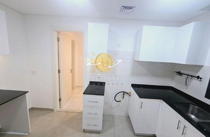 Townhouse - 3 - 4 for rent in Nasma Residence - Al Tai - Sharjah