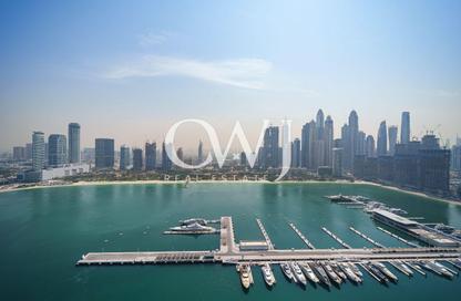 Apartment - 4 - 5 for sale in Palace Beach Residence Tower 2 - Palace Beach Residence - Emaar Beachfront - Dubai Harbour - Dubai Apartment - 4 - 5 for sale in Palace Beach Residence Tower 2 - Palace Beach Residence - Emaar Beachfront - Dubai Harbour - Dubai
