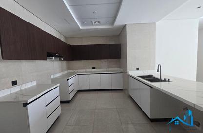 Apartment - 3 - 4 for rent in Al Manal La Rose - District 12 - Jumeirah Village Circle - Dubai