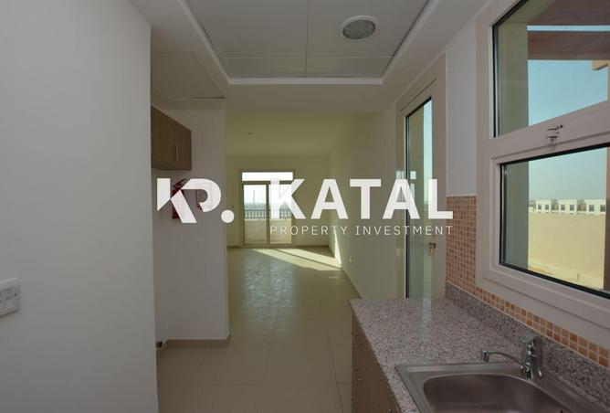 122920109 - Property Image 2