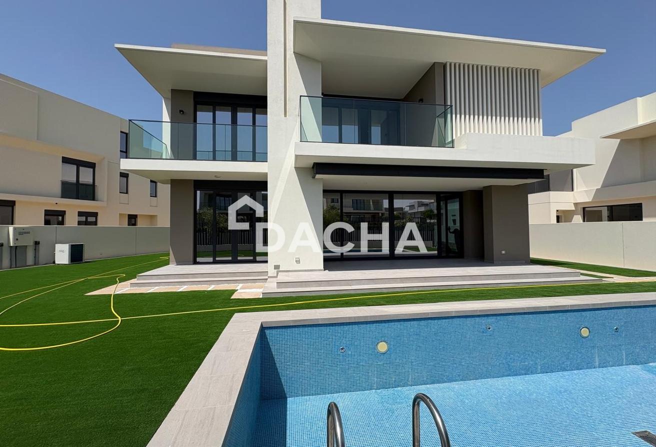Pool | Landscaped | Greenbelt | Drivers | Vastu photo 12