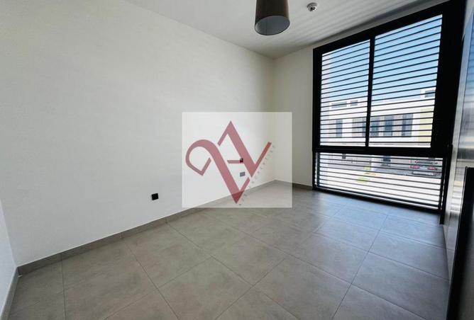 104252457 - Property Image 3