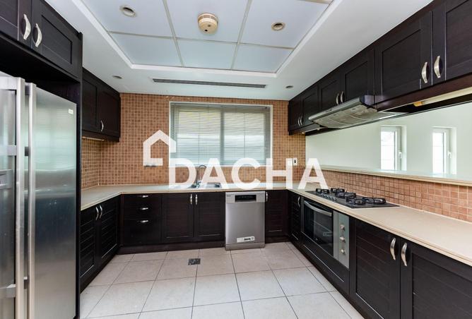 104118410 - Property Image 3
