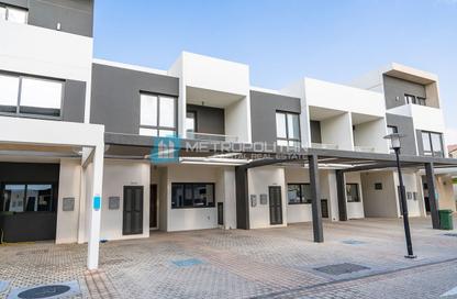 Townhouse - 3 Bedrooms - 5 Bathrooms for sale in Faya at Bloom Gardens - Bloom Gardens - Al Salam Street - Abu Dhabi
