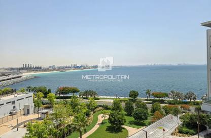 Apartment - 3 Bedrooms - 5 Bathrooms for sale in Bluewaters Residences Building 6 - Bluewaters Residences - Bluewaters - Dubai