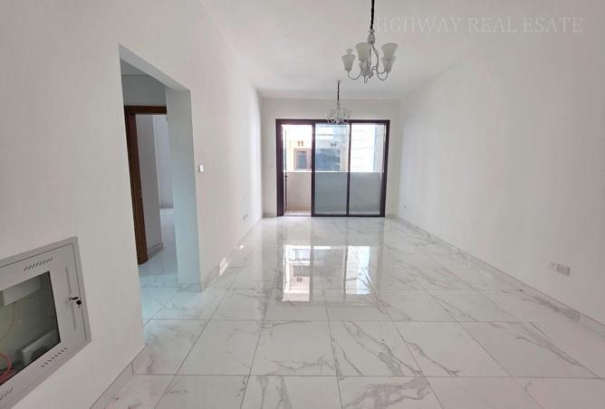 93136899 - Property Image 2