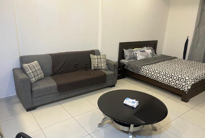 78198328 - Property Image 2