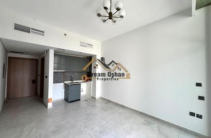 Apartment - Studio - 1 Bathroom for rent in Sama Al Jaddaf - Al Jaddaf - Dubai