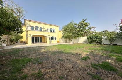Villa - 3 Bedrooms - 4 Bathrooms for rent in District 6 - Jumeirah Park - Dubai