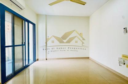 Apartment - Studio - 1 Bathroom for rent in Al Raffa - Bur Dubai - Dubai