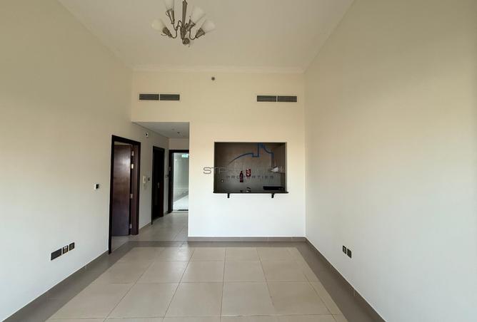 105124781 - Property Image 3