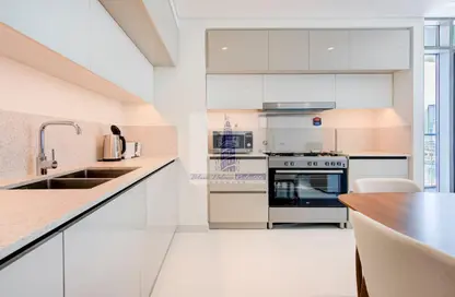 Apartment - 3 Bedrooms - 3 Bathrooms for sale in Marina Vista Tower 2 - Marina Vista - EMAAR Beachfront - Dubai Harbour - Dubai