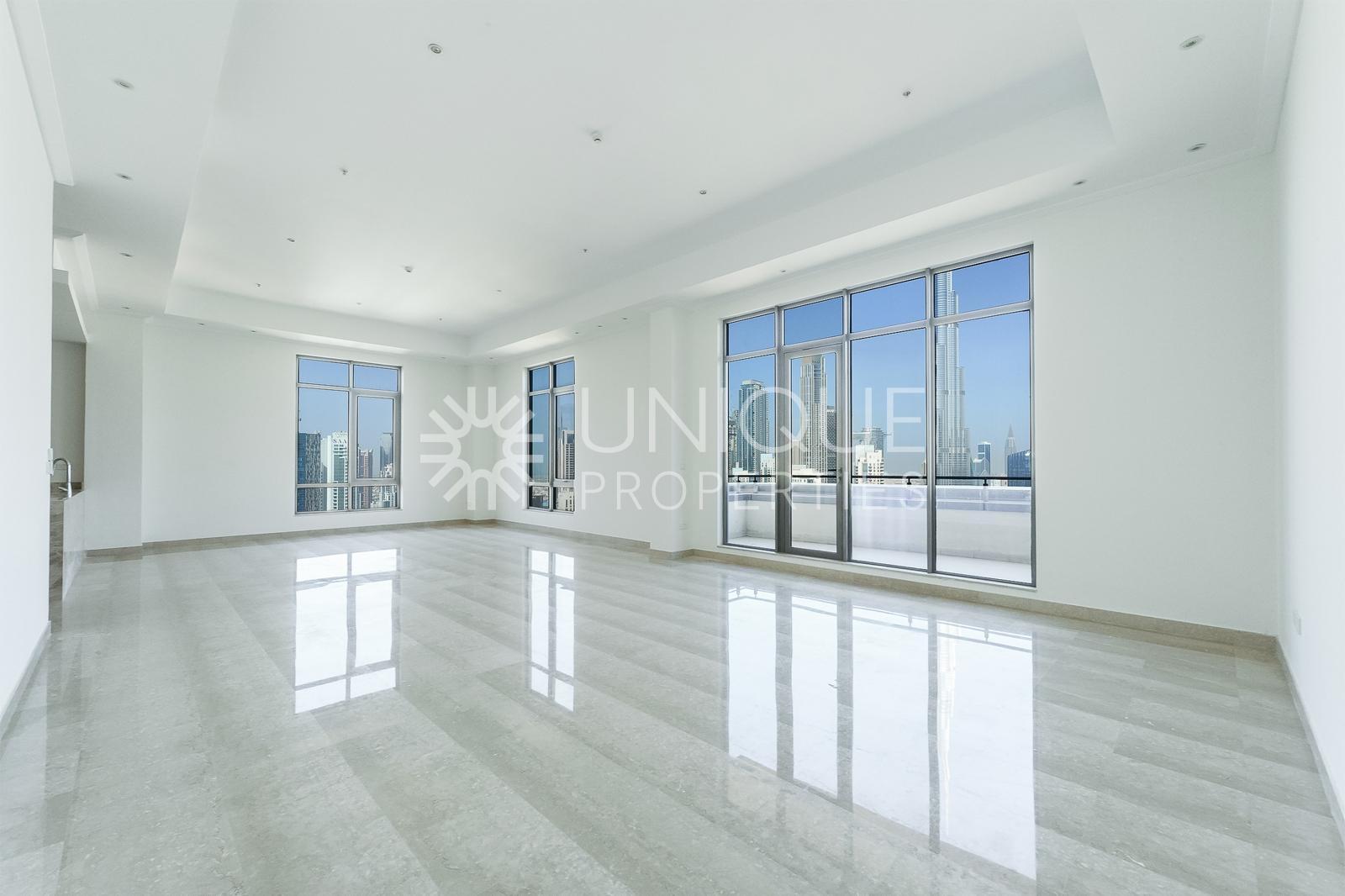 Penthouse | Upgraded | 3076 sqft