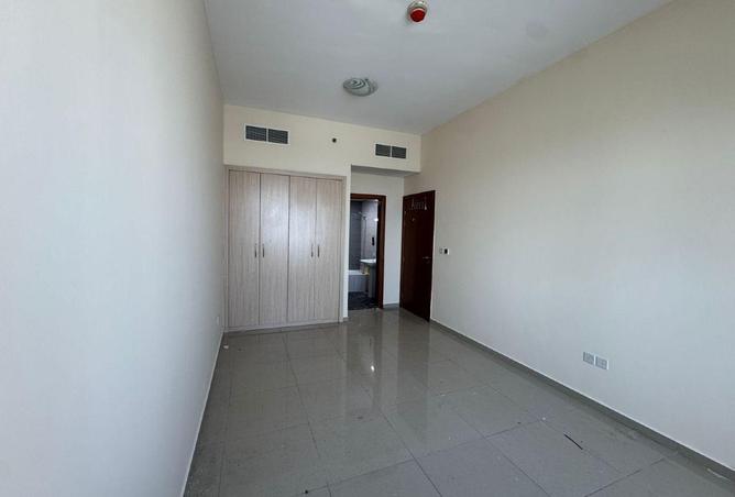 60157880 - Property Image 2