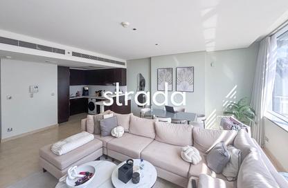 Apartment - 1 Bedroom - 2 Bathrooms for rent in Sky Gardens - DIFC - Dubai