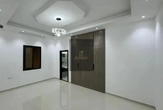 152856435 - Property Image 2
