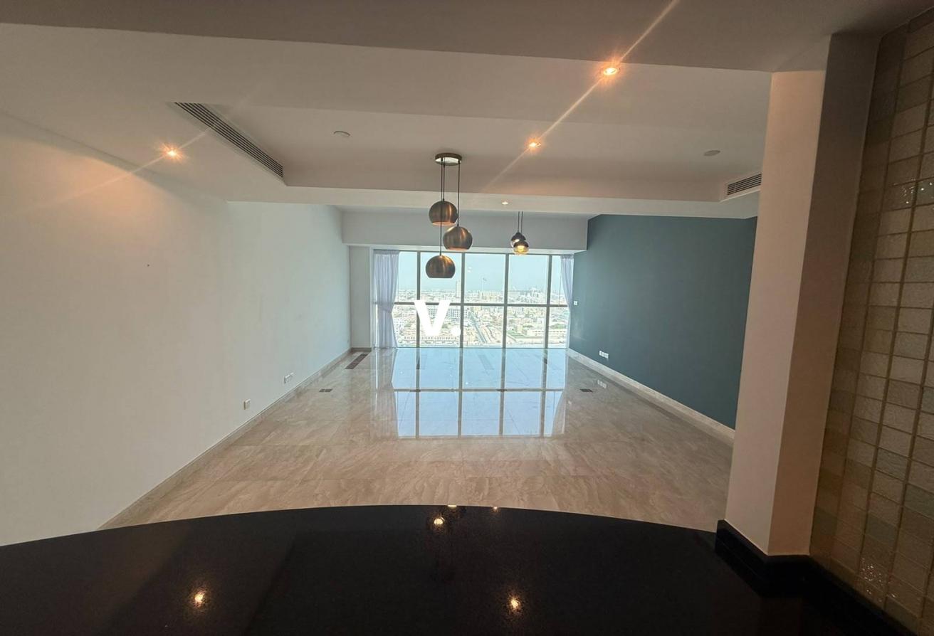 Close to Metro | Great Offer | Spacious Layout photo 8