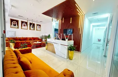 Office Space - Studio - 1 Bathroom for rent in Red Avenue - Al Garhoud - Dubai