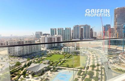 شقة - 2 غرف نوم - 3 حمامات للايجار في إليفيت من بريسكوت - ارجان - دبي