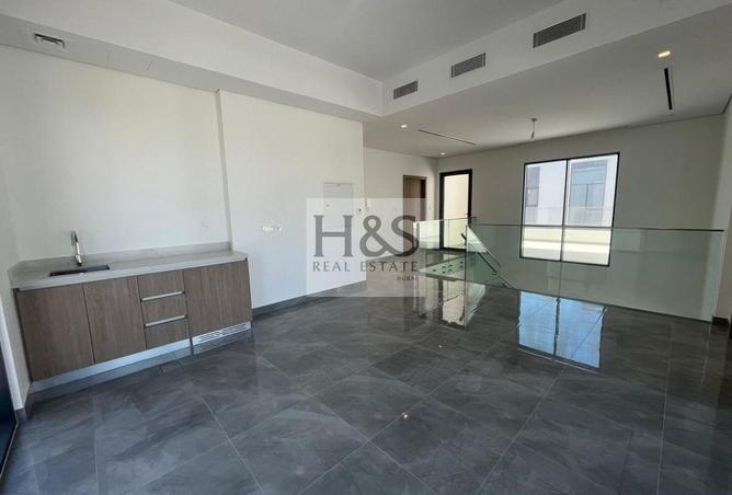 73111952 - صورة العقار 3