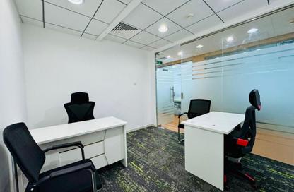 Office Space - Studio - 4 Bathrooms for rent in Hamdan Street - Abu Dhabi