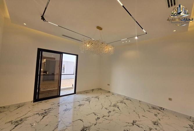 123396132 - Property Image 3