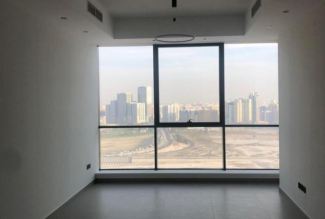 73844118 - Property Image 3