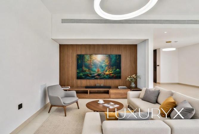 75010256 - Property Image 3