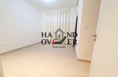 Townhouse - 2 Bedrooms - 3 Bathrooms for rent in Nasma Residence - Al Tai - Sharjah