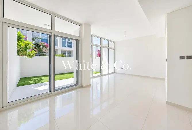 159618102 - Property Image 2