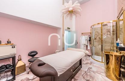 Retail - Studio for sale in Sky Gardens - DIFC - Dubai