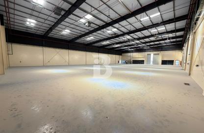 Warehouse - Studio for rent in Dubai Investment Park 1 (DIP 1) - Dubai Investment Park (DIP) - Dubai