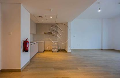 Apartment - 1 Bedroom - 1 Bathroom for rent in Waters Edge - Yas Island - Abu Dhabi