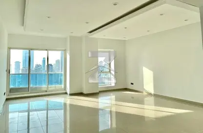 Apartment - 3 Bedrooms - 5 Bathrooms for rent in Lake Point Tower - JLT Cluster N - Jumeirah Lake Towers - Dubai
