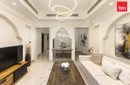 شقة - غرفة نوم - 2 حمامات للايجار في التاجر ريزيدنس - جزيرة المدينة القديمة - دبي القديمة - وسط مدينة دبي - دبي