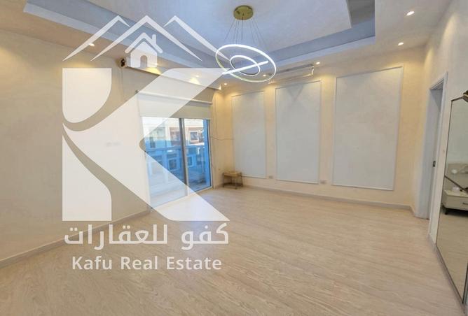 107305020 - Property Image 3