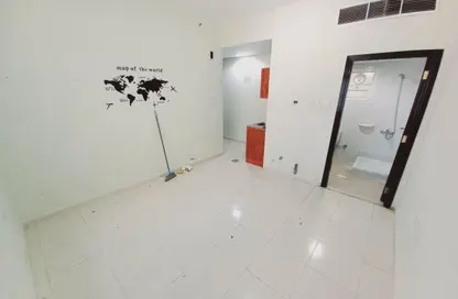 Apartment - Studio - 1 Bathroom for rent in Fire Station Road - Muwaileh - Sharjah