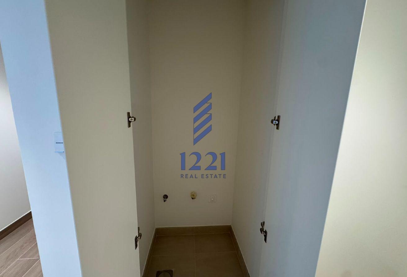 SPACIOUS 2BR | UNFURNISHED | CREEK BEACH photo 8