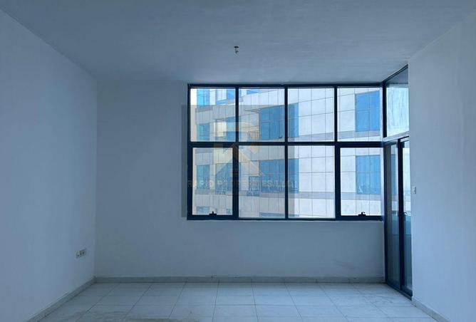 74647058 - Property Image 2