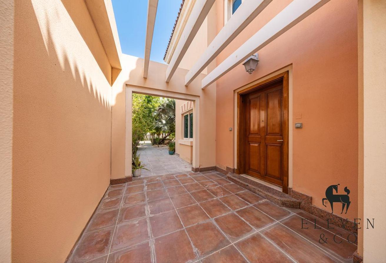 5 BED PLUS MAIDS | PRIME LOCATION | VACANT NOW photo 12