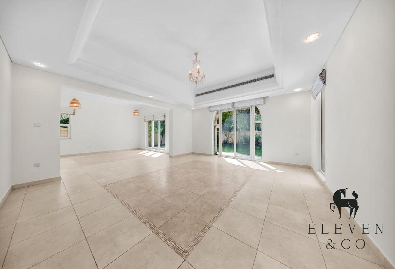 5 BED PLUS MAIDS | PRIME LOCATION | VACANT NOW photo 4